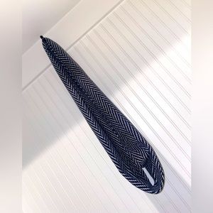 Black and White Zig Zag Infinity Scarf